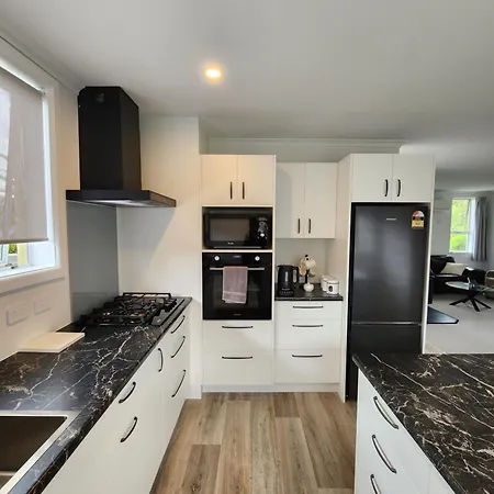 Brookside Villa Kaikoura Exterior photo